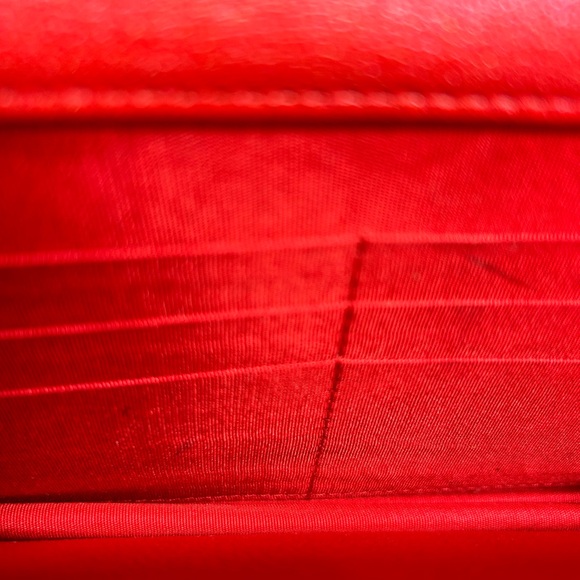 Chanel Boy Wallet on Chain Iridescent Red - Picture 6 of 9
